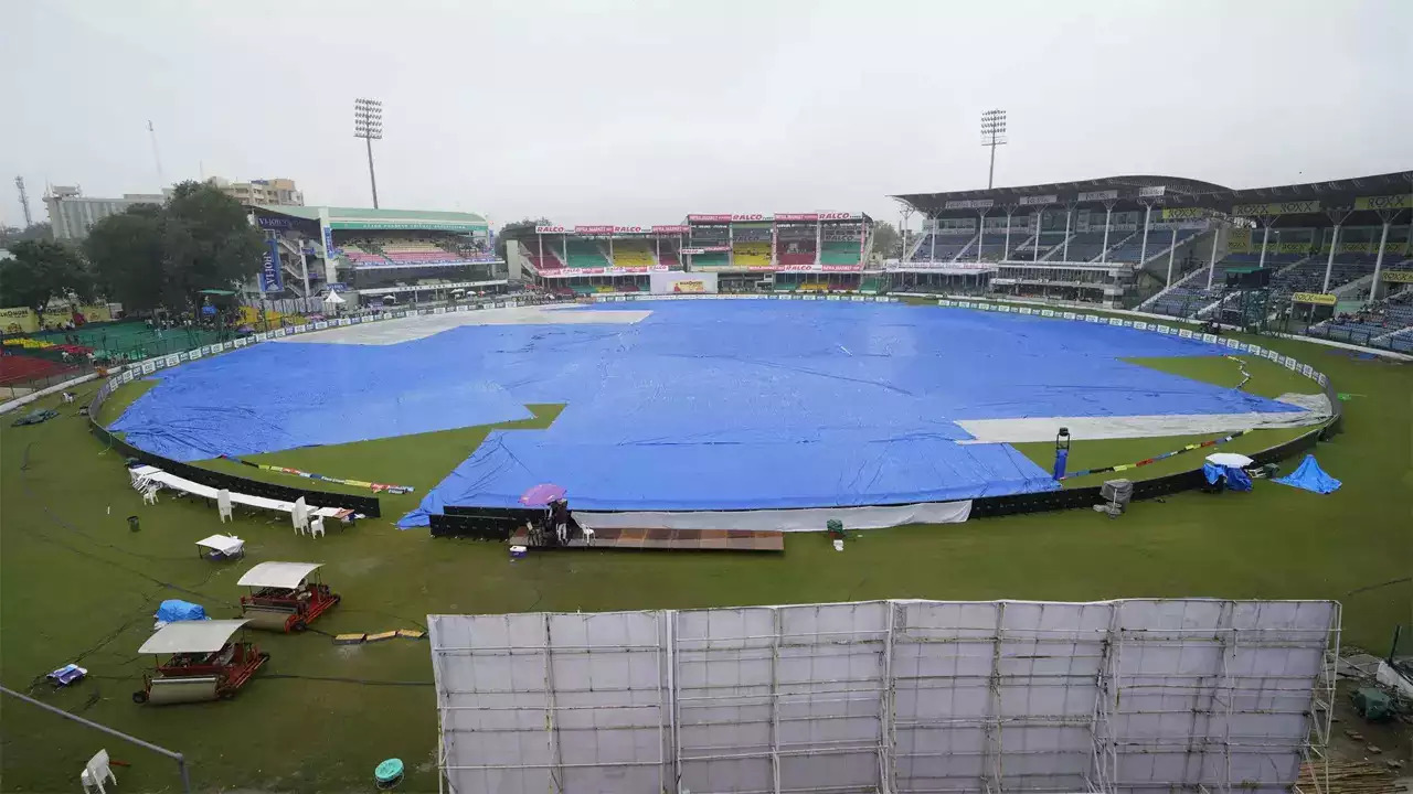 भारत बनाम बांग्लादेश: दोनों टीमें होटल के लिए रवाना हुई, बारिश ने दूसरे दिन का खेल बिगाड़ दिया