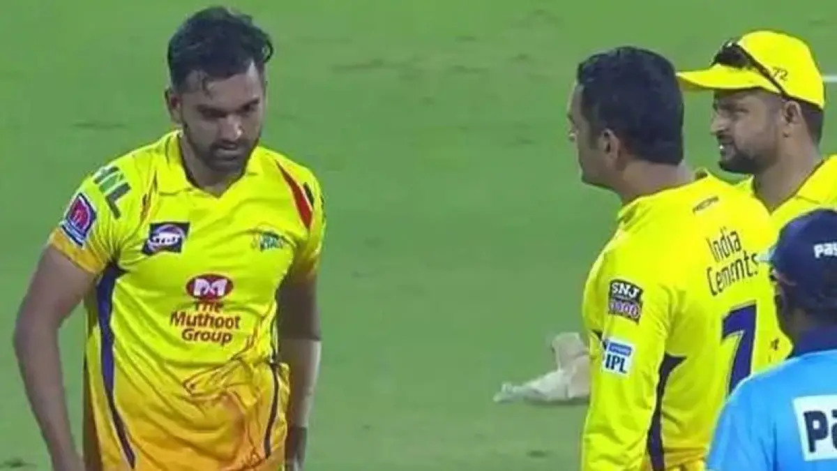 जब  एमएस धोनी, दीपक चाहर पर गुस्से से लाल हुए थे - ‘बेवकूफ तू नहीं है, बेवकूफ मैं हूं’