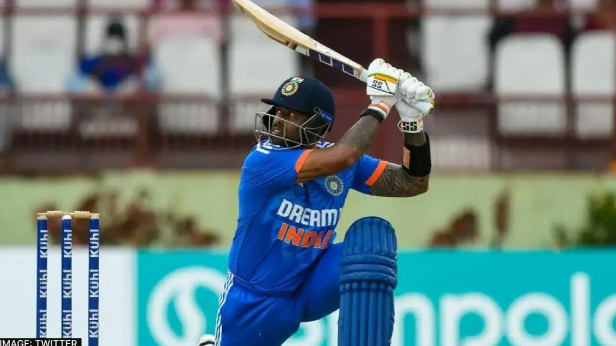 3 छक्के जड़कर सूर्यकुमार यादव ने जोस बटलर का रिकॉर्ड तोड़ा, अब नजरें हिटमैन के रिकॉर्ड पर