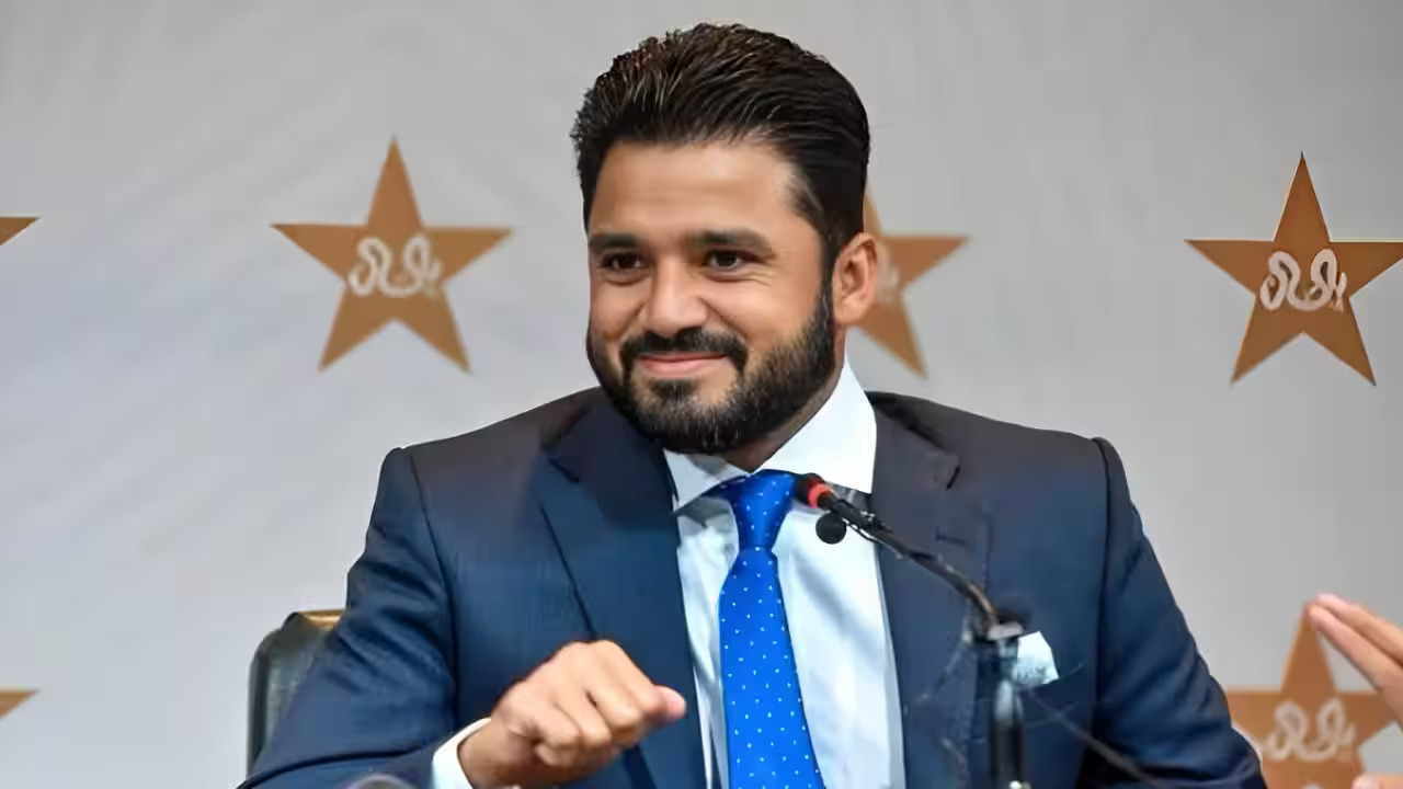 इंग्लैंड से पहले टेस्ट में हार के तुरंत बाद एक्शन में पीसीबी, अलीम डार, आकिब जावेद और अजहर अली को चयन समिति में शामिल किया