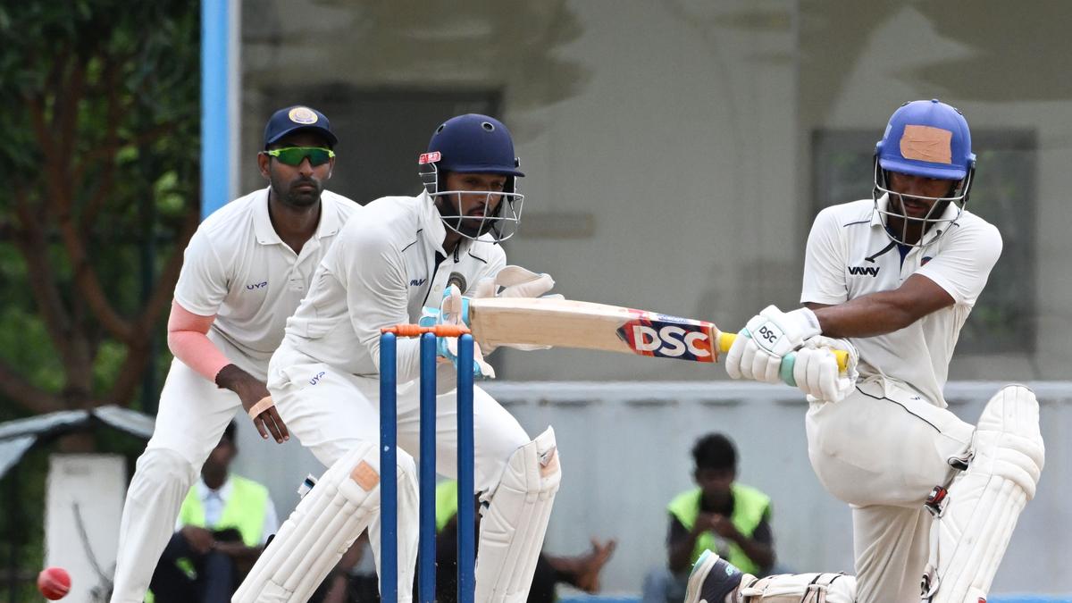 रणजी ट्रॉफी सीजन 2024–25: राउंड 1 के पहले दिन के सभी टीमों के स्कोर के बारे में यहां जाने 