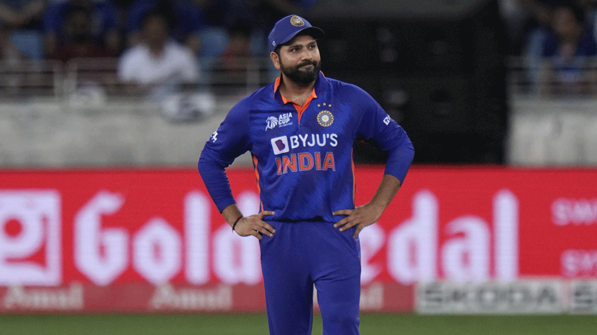 हिटमैन के बचपन के कोच ने कहा - “मैं 100 प्रतिशत वादा करता हूं कि रोहित शर्मा 2027 का वनडे वर्ल्ड कप खेलेंगे”