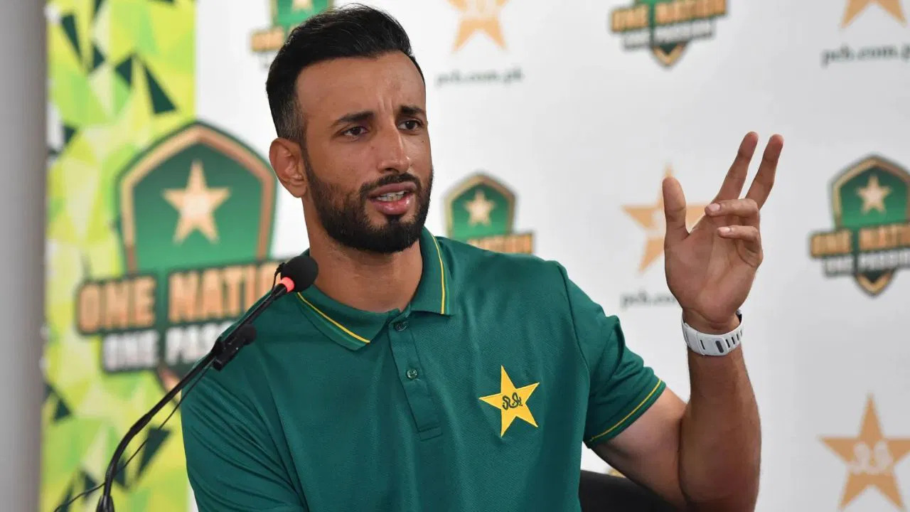 24 साल के इस पाक प्लेयर को बताया विराट कोहली से बेहतर,शान मसूद का हैरान करने वाला बयान