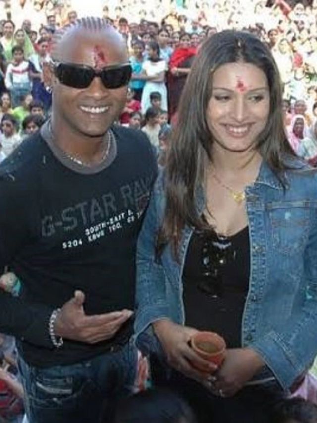 क्रिकटर जिसने धर्म बदल लिया, देखें पूरी लिस्ट।