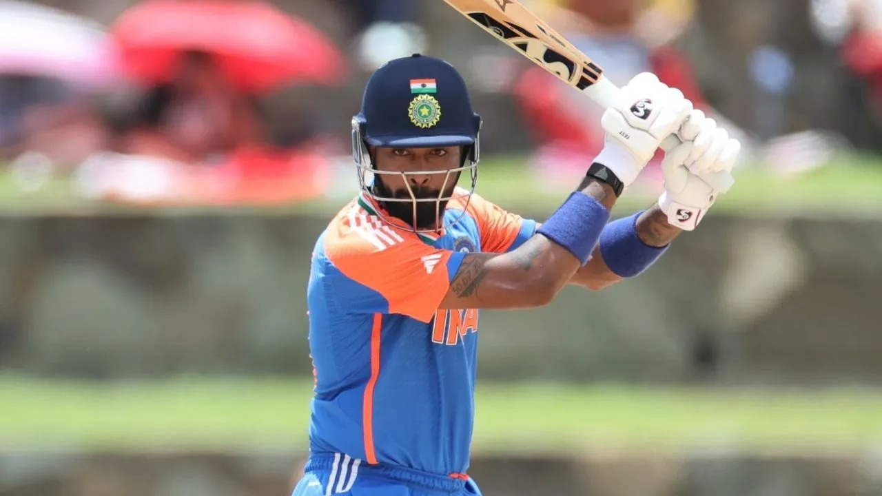 टी20 सीरीज को लेकर आकाश चोपड़ा ने कहा - ऐसा लग रहा था कि हार्दिक पांड्या गेंदबाजों की बेज्जती कर रहे थे