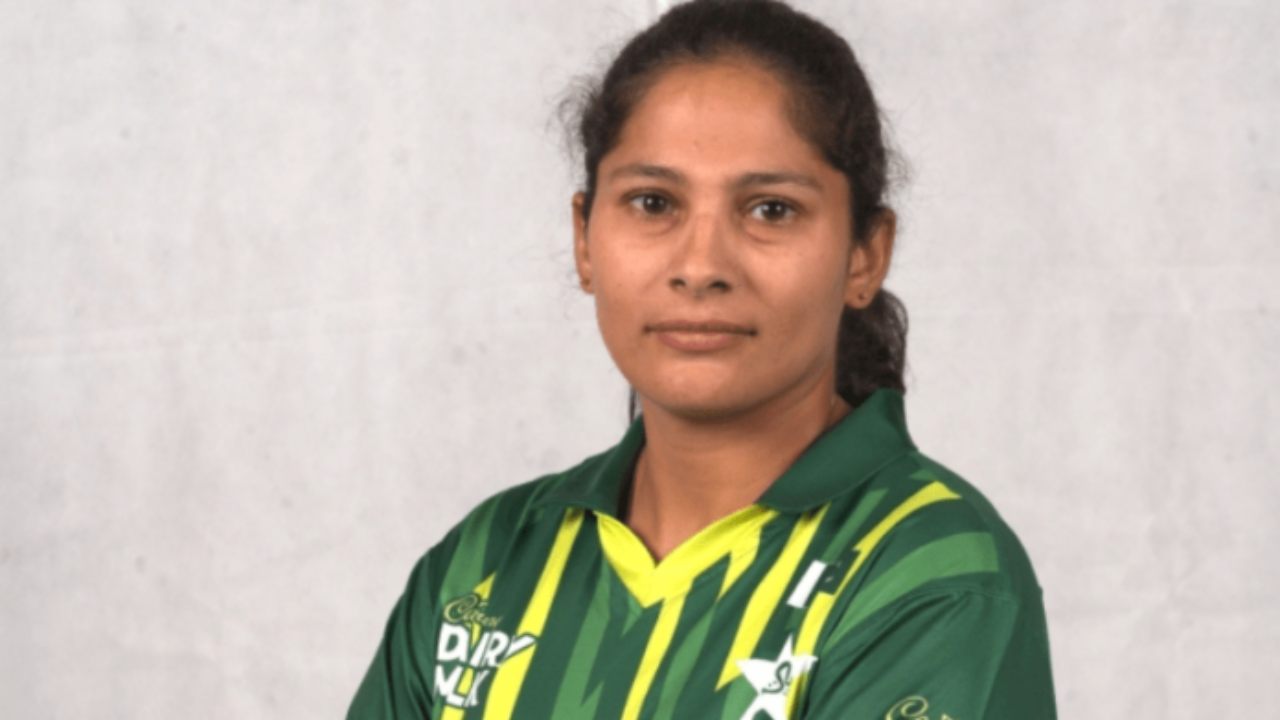 आईसीसी महिला टी20 रैंकिंग में पाकिस्तान की सदिया इकबाल ने सुर्खियां बटोरी, पहली बार ऐसा हुआ 