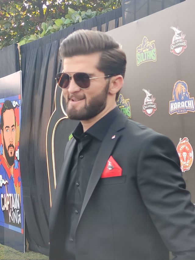 शाहीन शाह अफरीदी के पास सबसे महंगी गाड़ियां