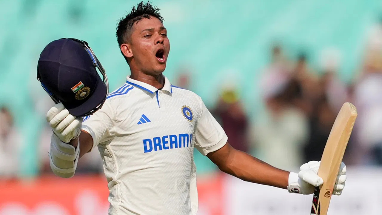 यशस्वी जायसवाल ने BGT से पहले नई हेयरस्टाइल कराई , फोटो सोशल मीडिया पर वायरल हुई 