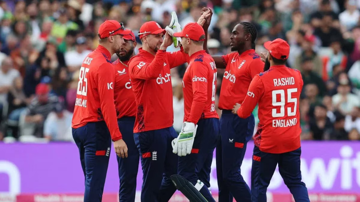 इंग्लैंड ने चैंपियंस ट्रॉफी और भारत दौरे के लिए टीम का ऐलान किया, बेन स्टोक्स को जगह नहीं मिली 