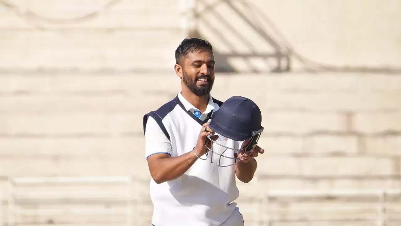 मनदीप सिंह ने SMAT में 100 से अधिक मैच खेलने का इतिहास रचा,पहले खिलाड़ी बने 