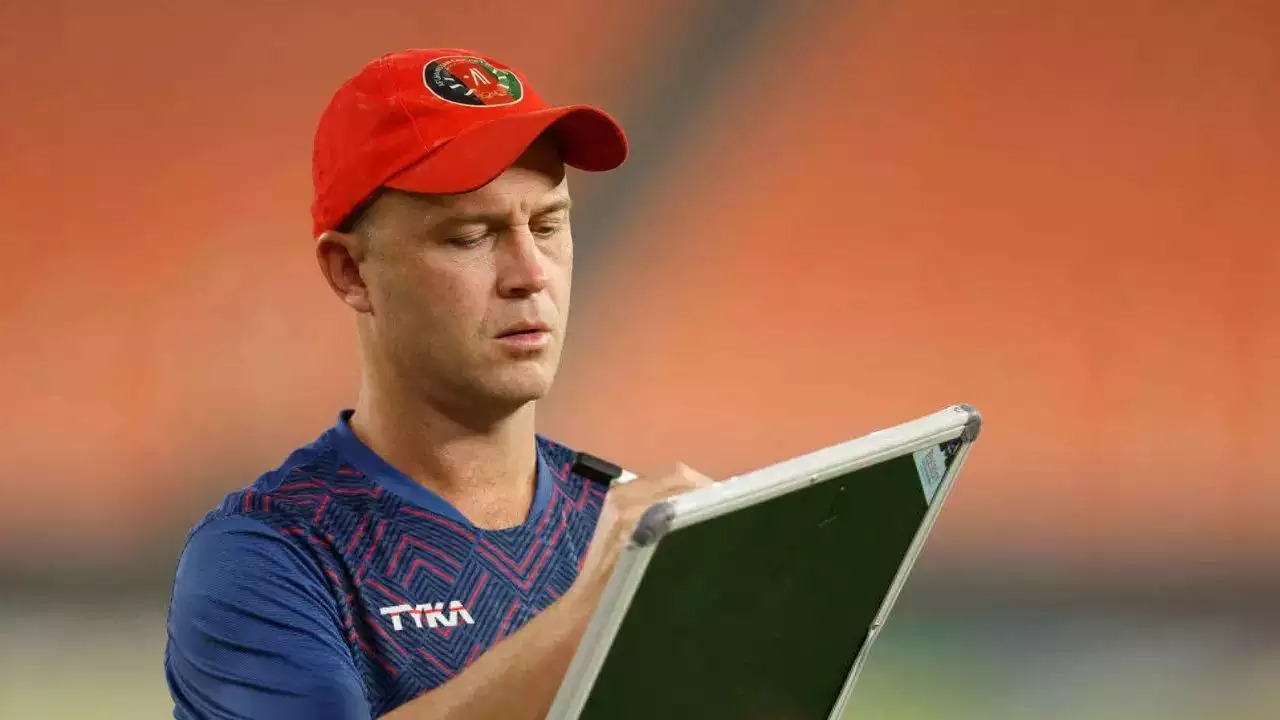 जोनाथन ट्रॉट 2025 तक अफगानिस्तान के कोच रहेंगे, ACB ने कार्यकाल बढ़ाया 