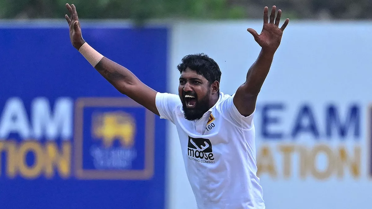 प्रभात जयसूर्या इस शानदार उपलब्धि को हासिल करने वाले पहले श्रीलंकाई गेंदबाज बने,  रचा इतिहास
