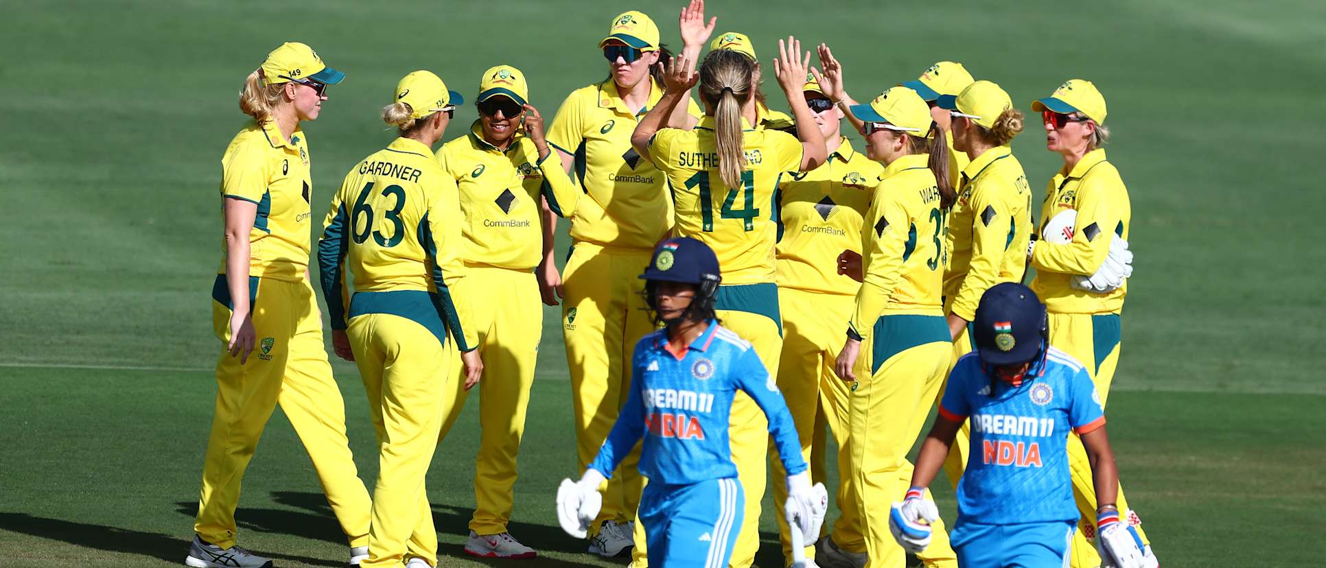 AUS-W vs IND-W 2024: भारतीय टीम पर दूसरे वनडे में स्लो ओवर रेट के चलते जुर्माना लगा