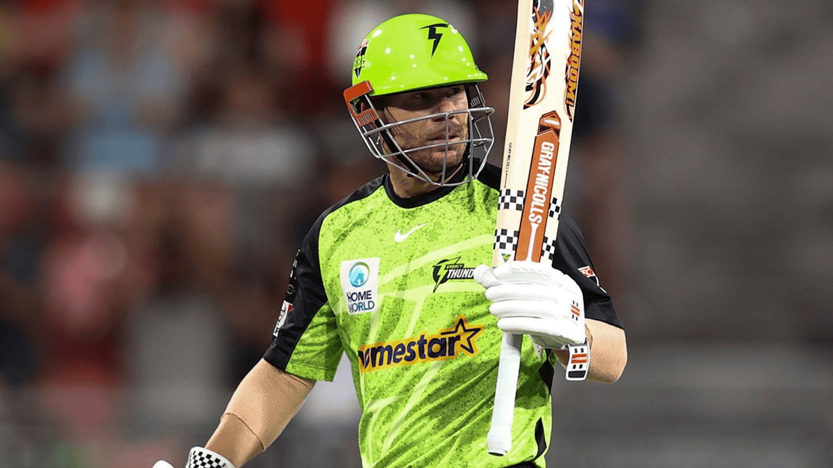 डेविड वॉर्नर, IPL 2025 की नीलामी में अनसोल्ड रहने के बाद PSL में खेलते हुए नजर आएंगे 