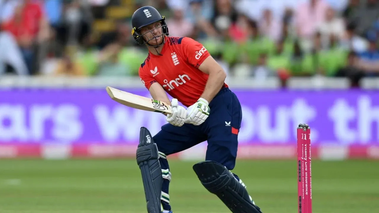 जोस बटलर का भारत के खिलाफ बड़ा कारनामा! यह उपलब्धि हासिल करने वाले दुनिया के पहले खिलाड़ी बने