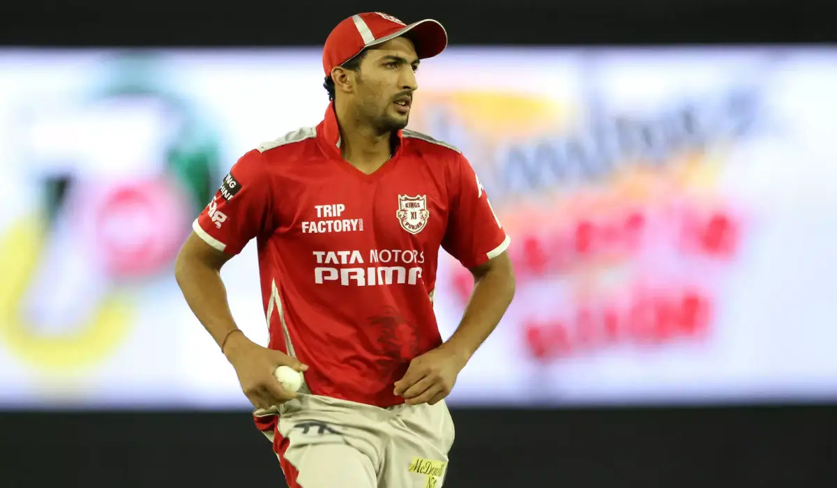 भारत के लिए चार मैच खेलने वाले धवन ने संन्यास लिया, धोनी की कप्तानी में डेब्यू किया था