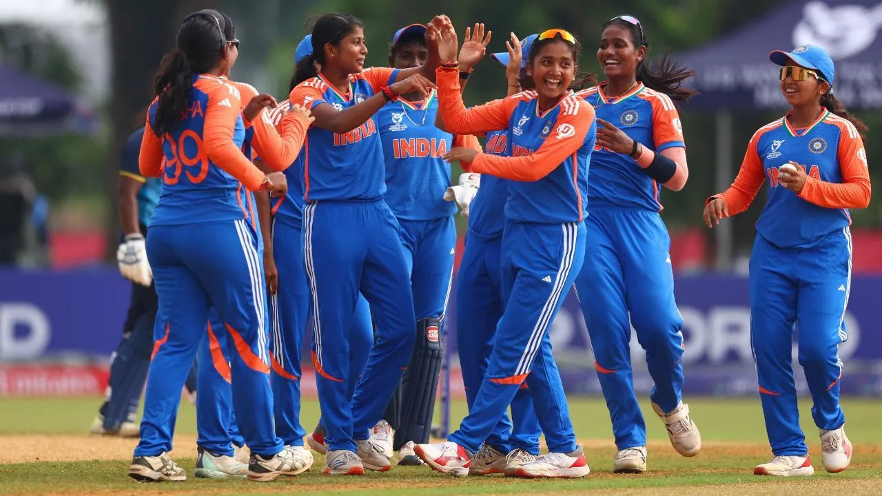 U19 Women’s T20 World Cup 2025: भारतीय महिला टीम ने इंग्लैंड को 9 विकेट से हराया और फाइनल में पहुंची