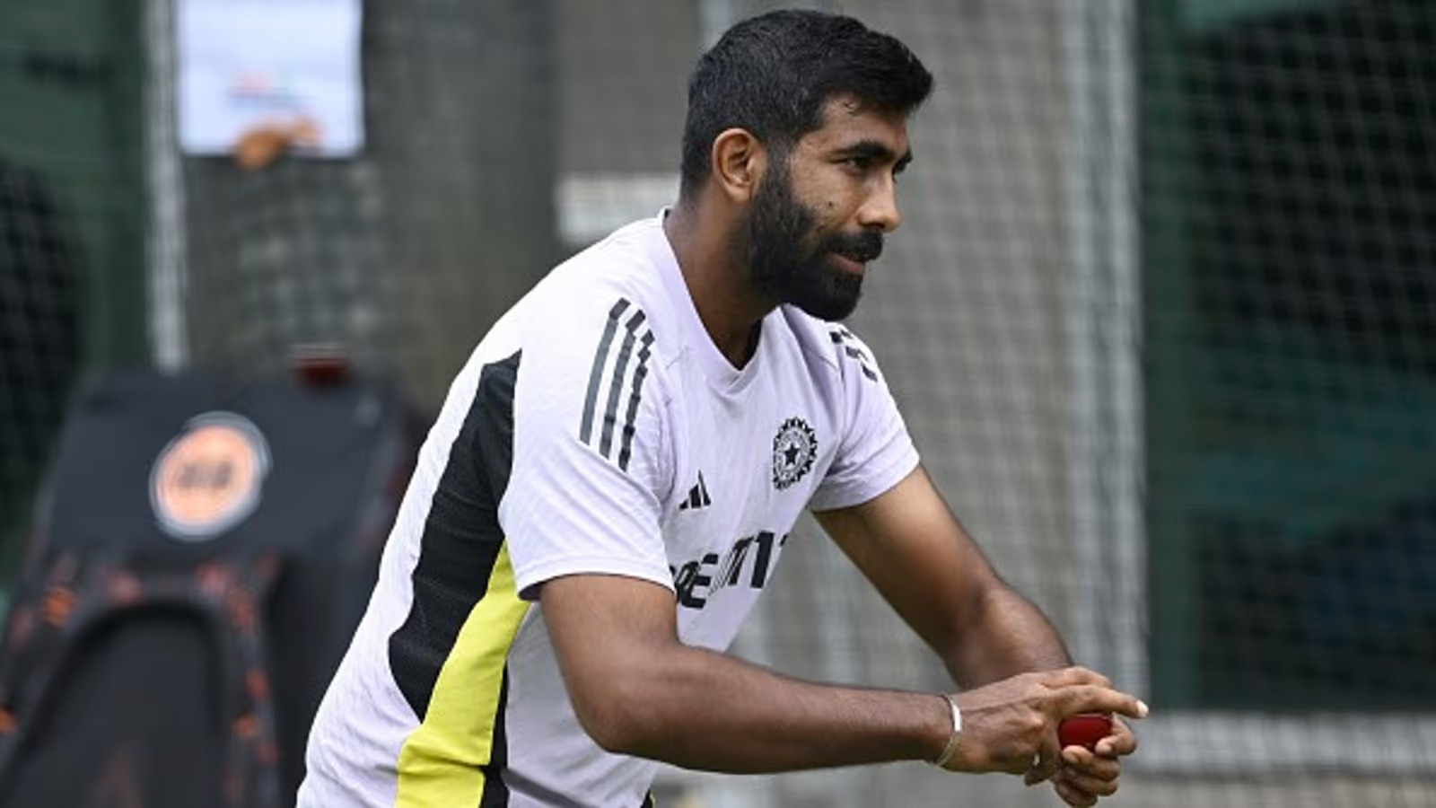 जसप्रीत बुमराह की फिटनेस को लेकर बड़ा अपडेट सामने आया, टीम इंडिया के साथ कभी भी जुड़ सकते हैं, वीडियो देखें 