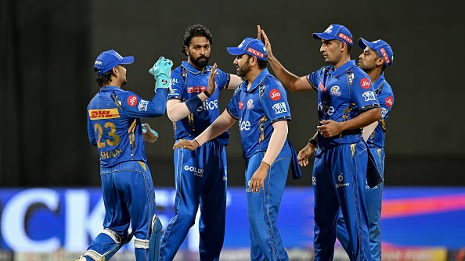 MI IPL 2025 Full Schedule: यहां मुंबई इंडियंस (MI) के सभी मैचों का वेन्यू, डेट और टाइम देखें