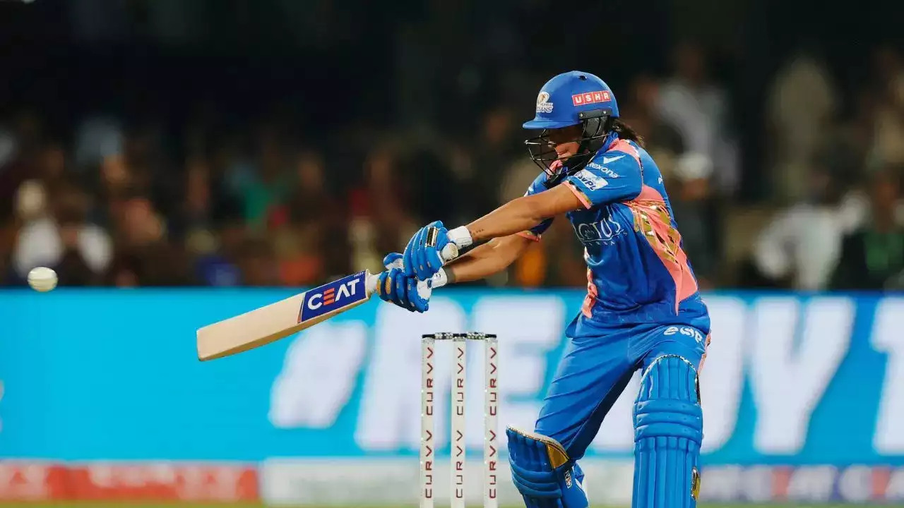 WPL 2025: मुंबई ने रोमांचक मुकाबले में गुजरात जायंट्स को 9 रनों से हराया, मुंबई पाॅइंट टेबल में दूसरे स्थान पर पहुंची