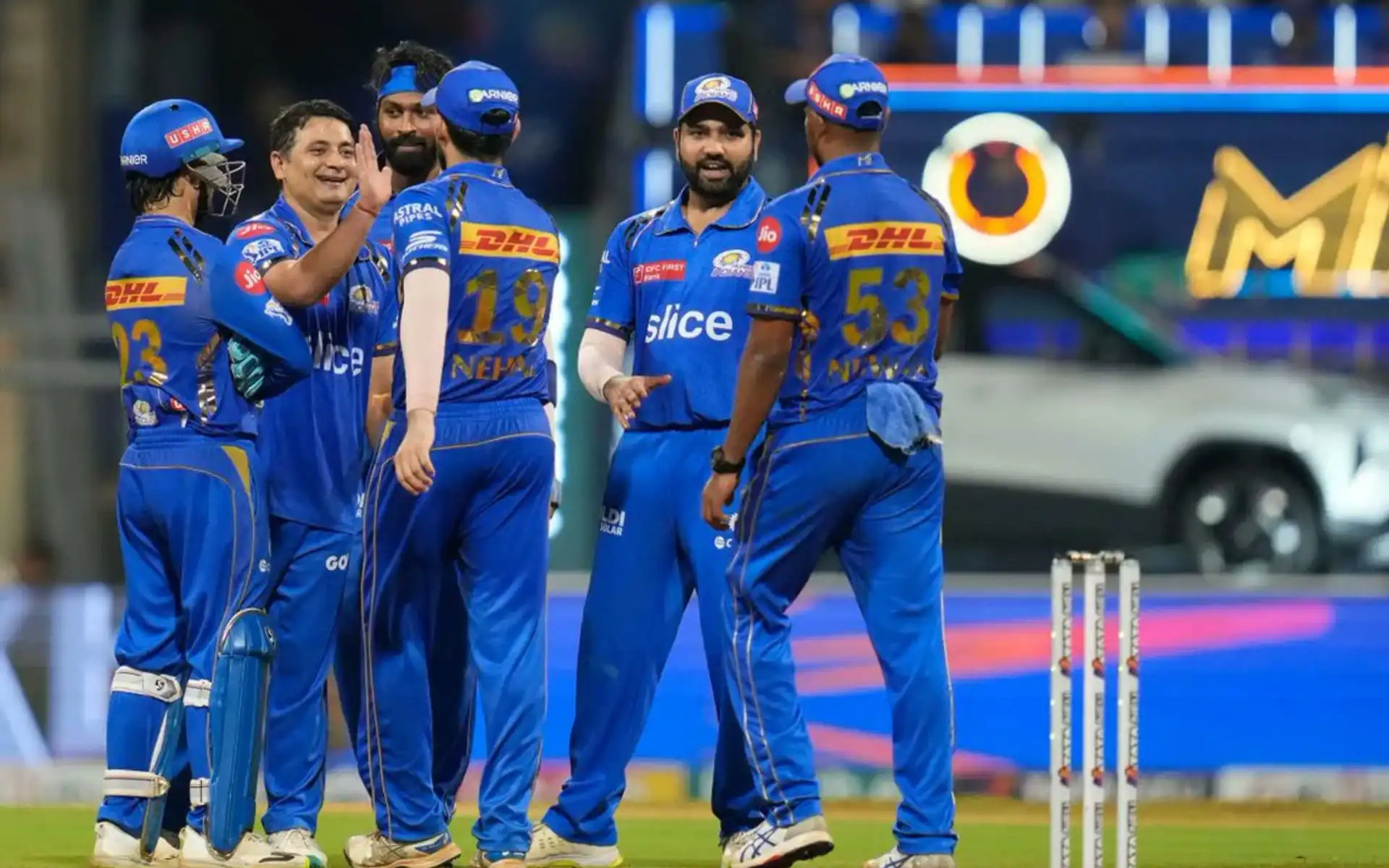IPL 2025: मुंबई इंडियंस का अपने घर वानखेड़े पर प्रदर्शन कैसा है? आंकड़े देखें 