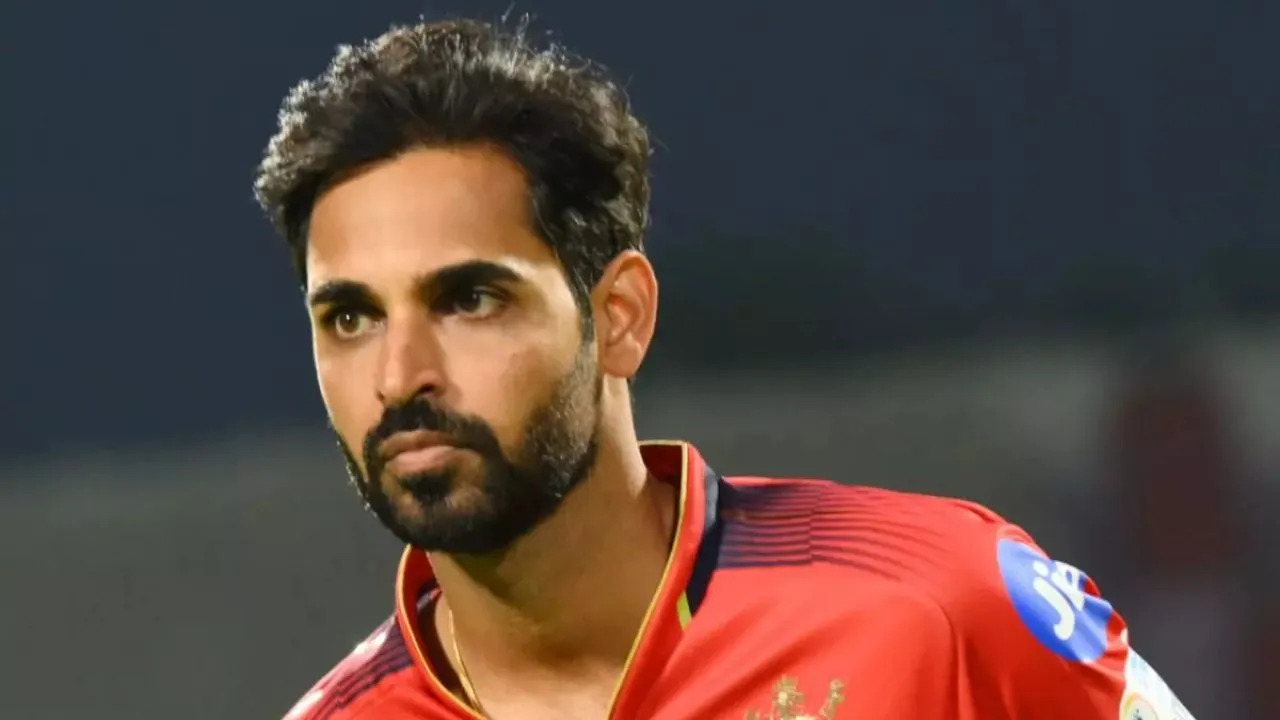 CSK vs RCB: चेन्नई ने एक बड़ा बदलाव किया, भुवनेश्वर कुमार को प्लेइंग XI में मौका मिला 