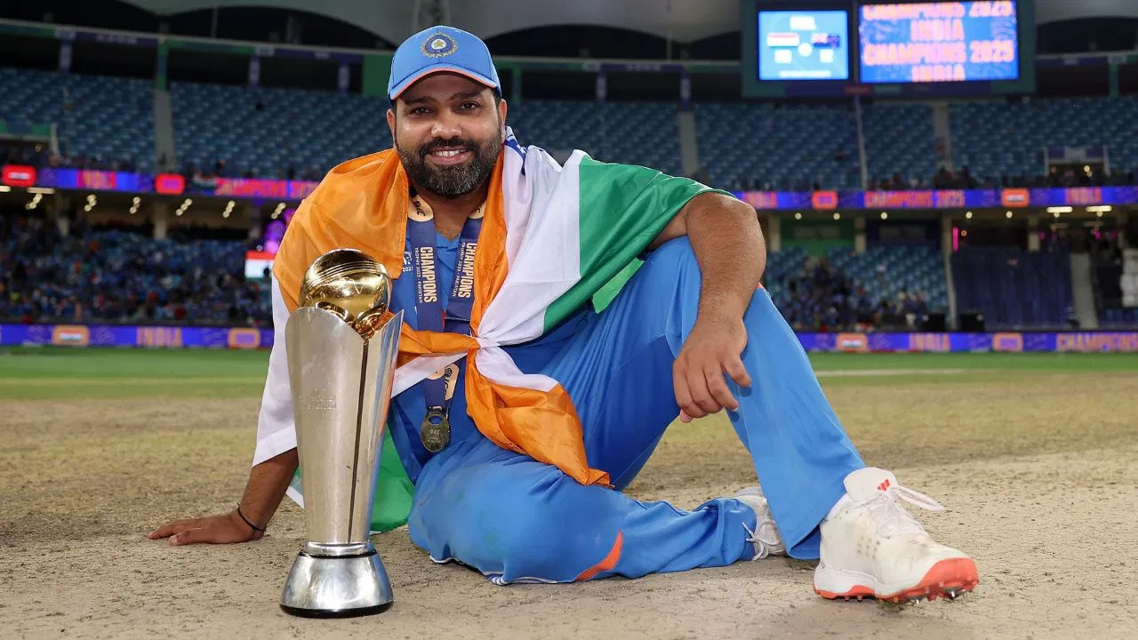 रोहित शर्मा ने कहा - “पांच शतक मेरे घर में लगे हैं लेकिन उनके साथ कोई आईसीसी वर्ल्ड कप ट्रॉफी नहीं है”