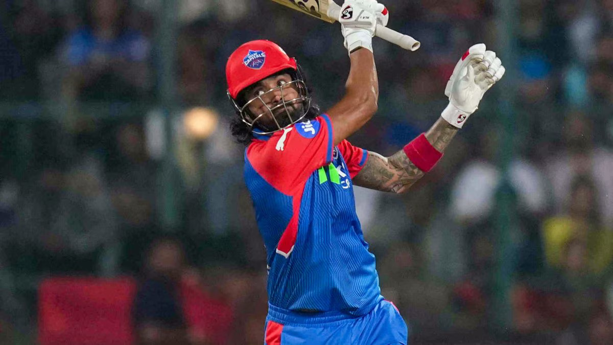 केएल राहुल धाकड़ लय में बल्लेबाजी कर रहे थे तभी प्रसिद्ध कृष्णा की यॉर्कर के आगे घुटने टेक दिए