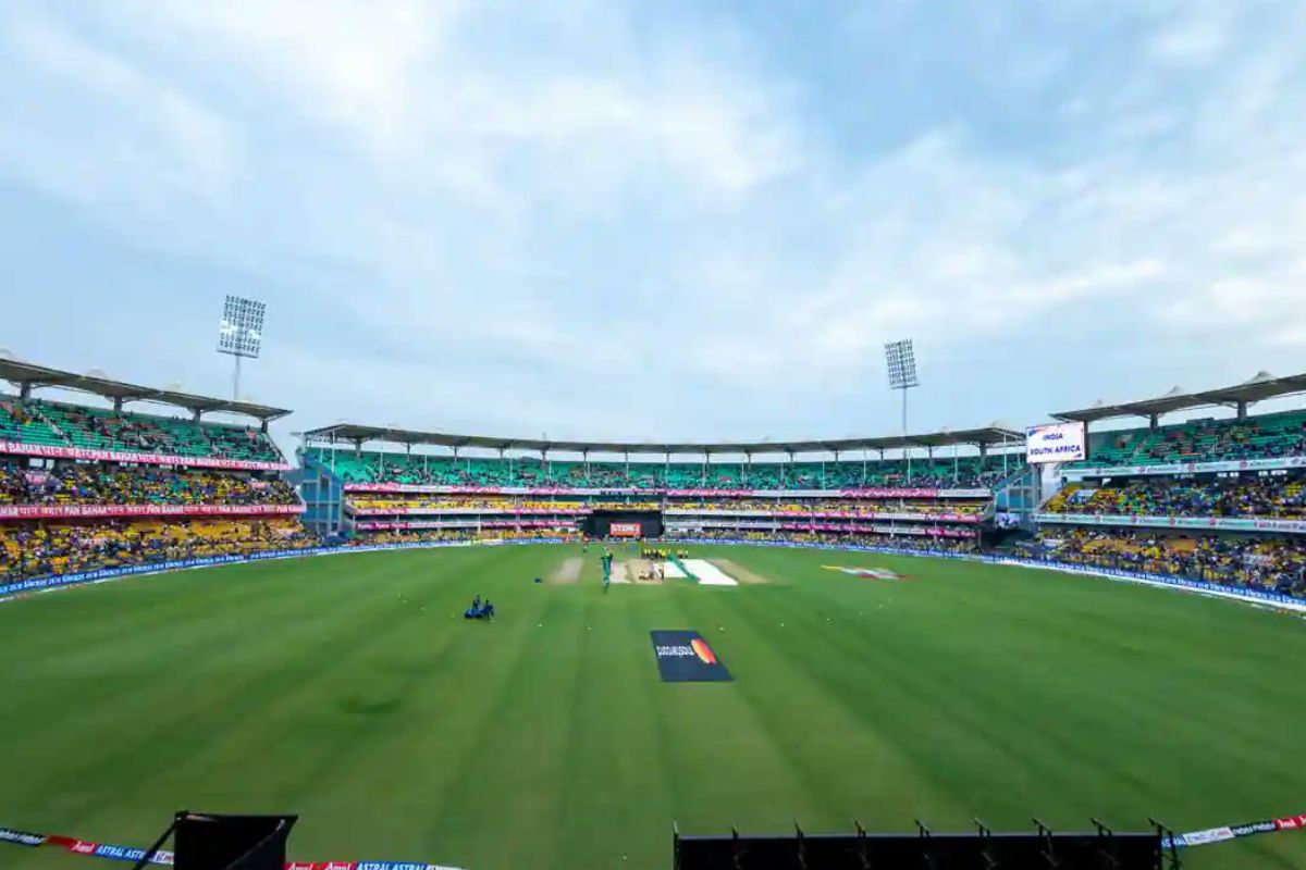 IPL 2025, MI vs SRH: मुंबई के वानखेड़े स्टेडियम के रिकॉर्ड्स और आंकड़े देखें
