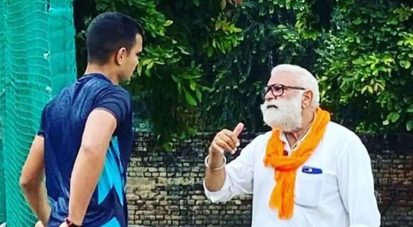 योगराज सिंह ने अर्जुन तेंदुलकर को लेकर भविष्यवाणी की - ‘मुझे यकीन है कि वह अगला क्रिस गेल बनेगा’