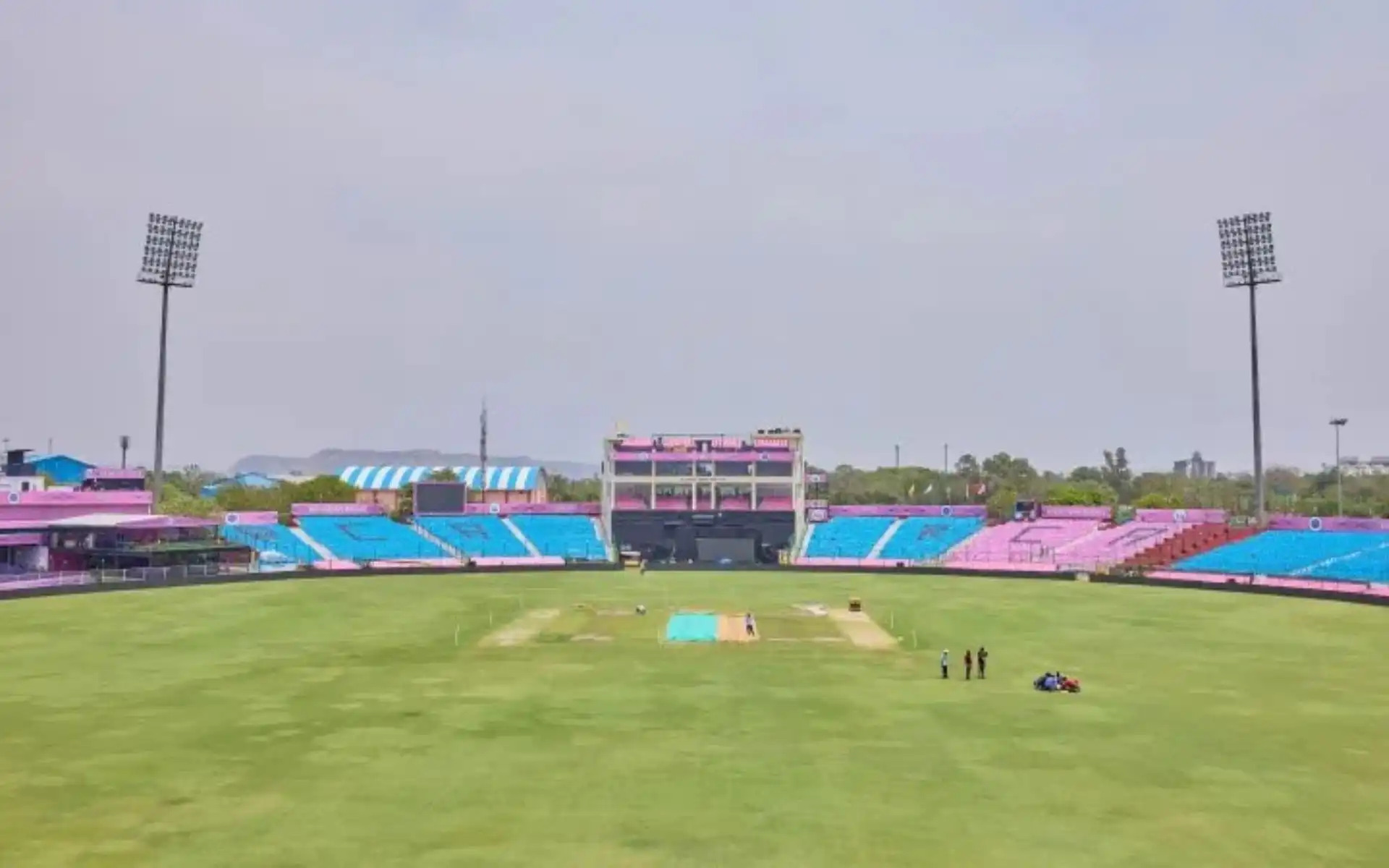 IPL 2025: सवाई मानसिंह स्टेडियम की पिच का मिजाज पीबीकेएस बनाम डीसी मैच के दौरान कैसा रहेगा, ये रिपोर्ट पढ़ें