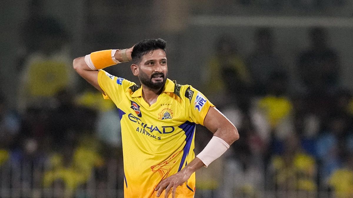 खलील अहमद के नाम अनचाहा रिकॉर्ड जुड़ा, 65 रन लुटाकर शमर्नाक रिकॉर्ड दर्ज किया 