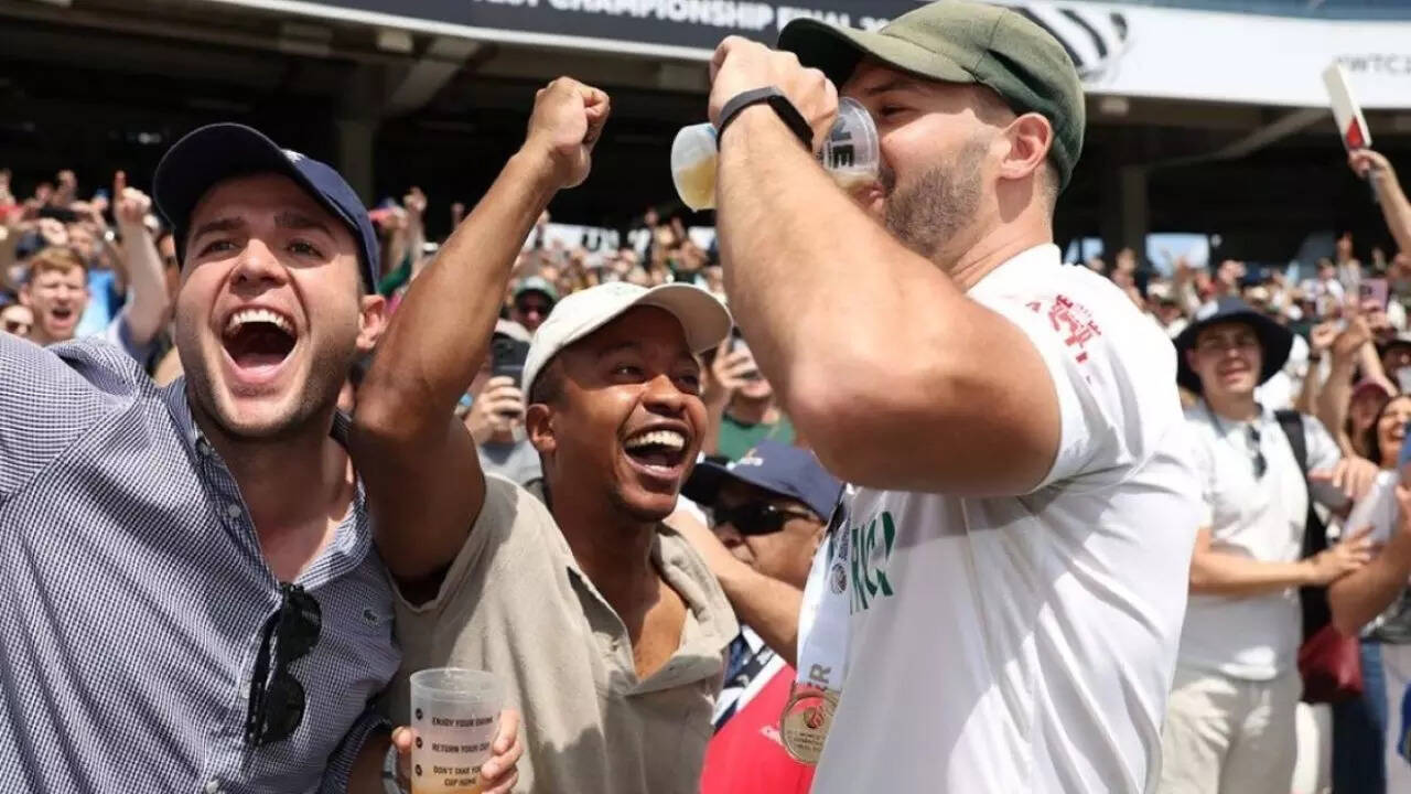 एडेन मार्करम ने WTC फाइनल जीतने के बाद अपने दोस्त के साथ बीयर पी, वीडियो वायरल हुई