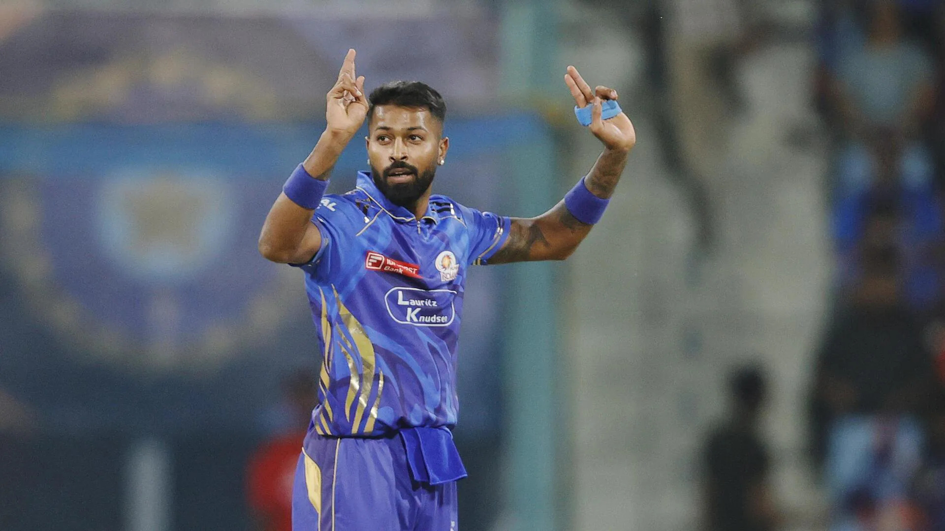 एबी डिविलियर्स ने कहा - हार्दिक और उसके बाद उसे जिन सवालों का सामना करना पड़ा, उनके बारे में सोचकर दुखी हूं