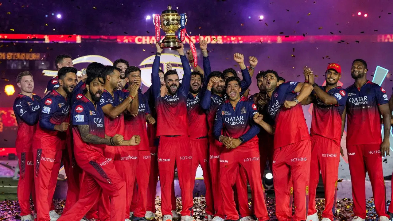IPL 2025 Final: सोशल मीडिया पर आरसीबी बनाम पंजाब किंग्स के मैच के बाद फनी मीम्स की बाढ़ आई