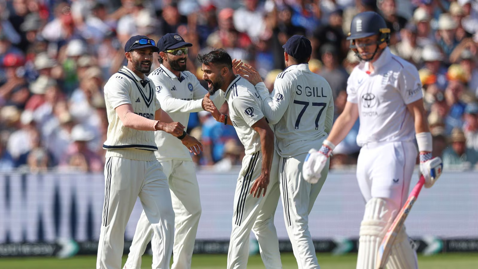 ENG vs IND 2nd Test: टीम इंडिया बर्मिंघम टेस्ट मैच में जीत के करीब, चौथे दिन का हाल पढ़ें