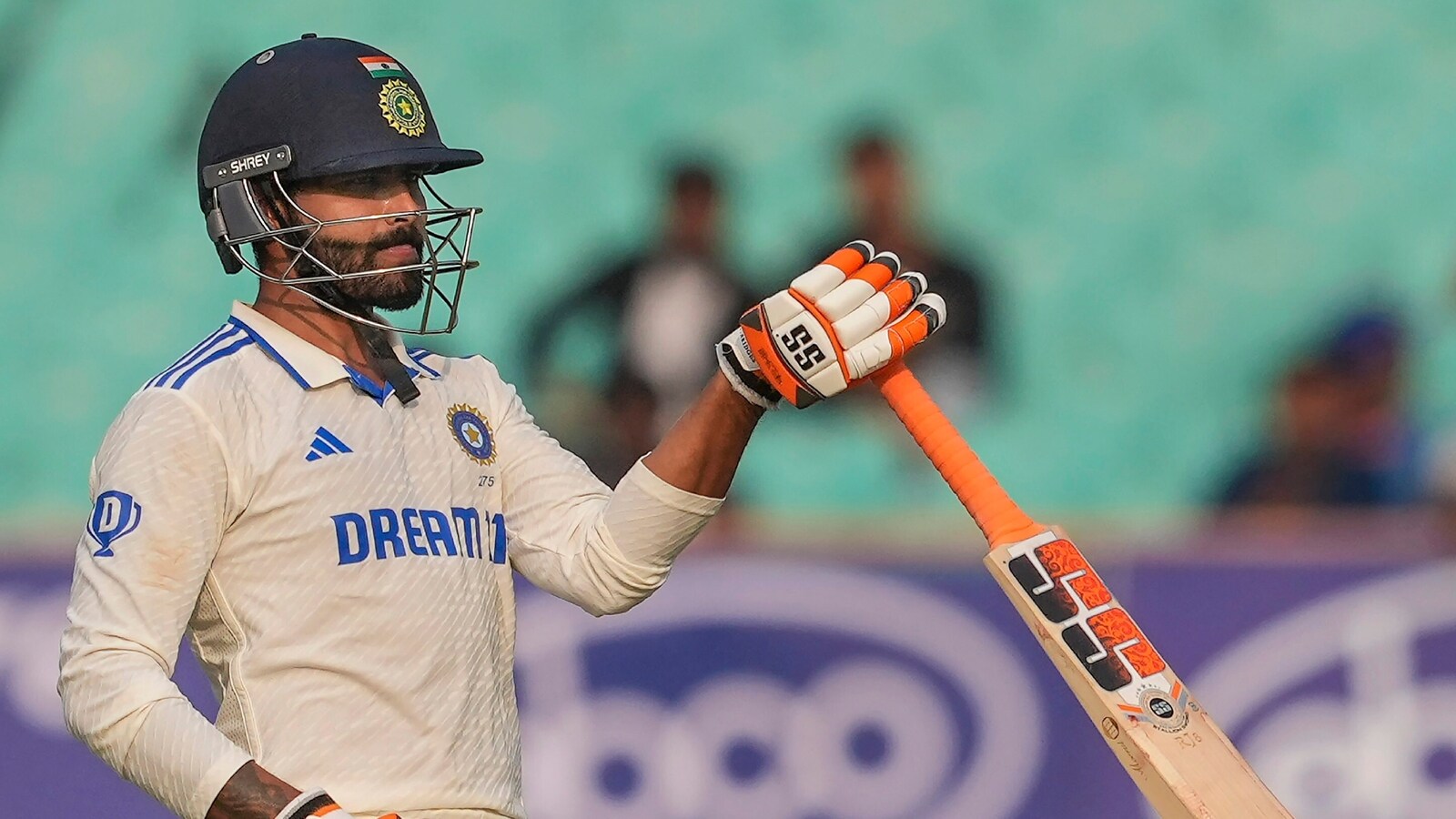 वरुण आरोन ने एजबेस्टन टेस्ट के पहले दिन रविंद्र जडेजा की बल्लेबाजी की सराहना की - 'वह सक्रिय रूप से चीजों को अंजाम देने की कोशिश कर रहे थे'