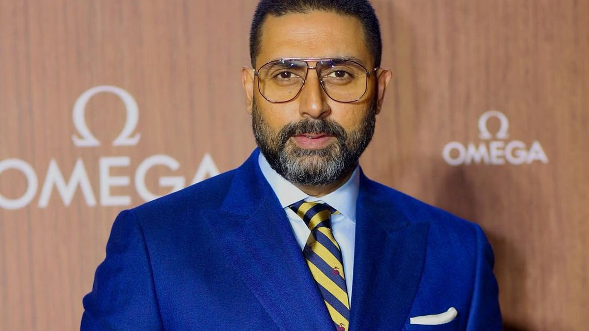 अभिनेता अभिषेक बच्चन का मानना है कि आईपीएल ने दुनिया भर के क्रिकेटरों की जिंदगी बदल दी है