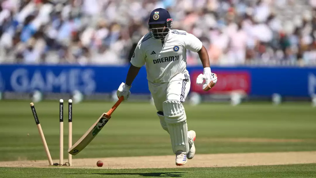 बेन स्टोक्स ने लंच से पहले आखिरी ओवर में ऋषभ पंत को रनआउट किया