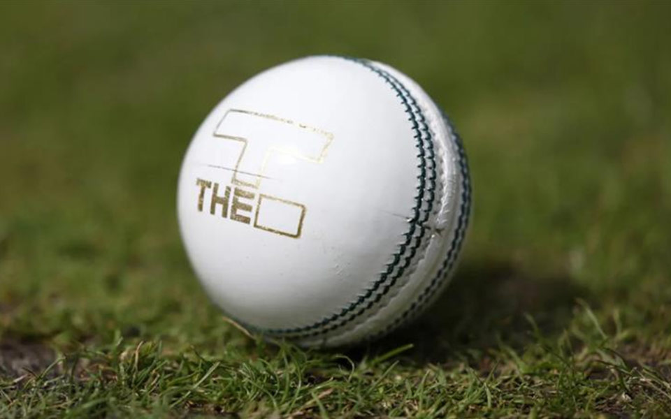 द हंड्रेड 2025:  ईसीबी ने विवादास्पद कूकाबुरा गेंदों को मानक इकाइयों से प्रतिस्थापित किया