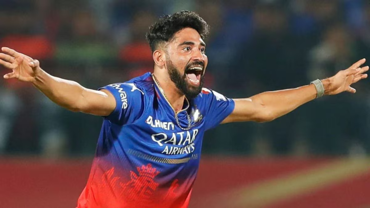 आरसीबी निदेशक ने मोहम्मद सिराज को रिटेन न करने की वजह बताई - 'हम भुवनेश्वर कुमार को लेने के लिए उत्सुक थे' 