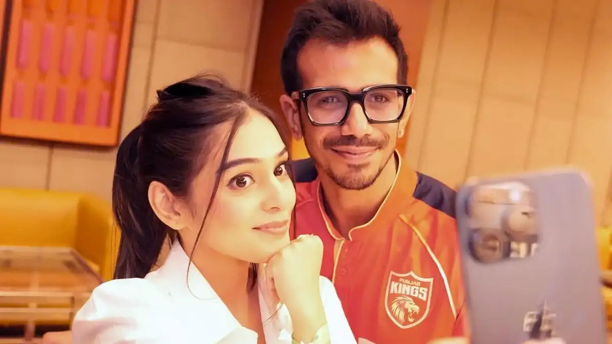 आरजे महवश ने हूबहू युजवेंद्र चहल जैसा कैप्शन पोस्ट किया - ‘मैच डे जय माता दी’