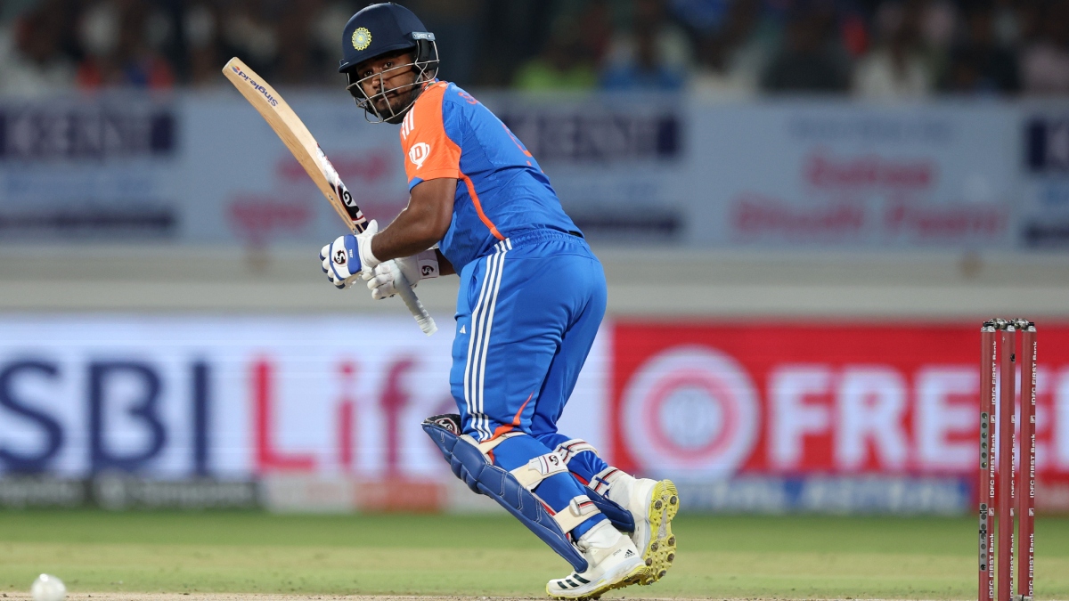 संजू सैमसन के बचपन के कोच ने कहा - संजू एशिया कप 2025 में निचले क्रम में बल्लेबाजी करने के लिए ‘काफी लचीले’ हैं