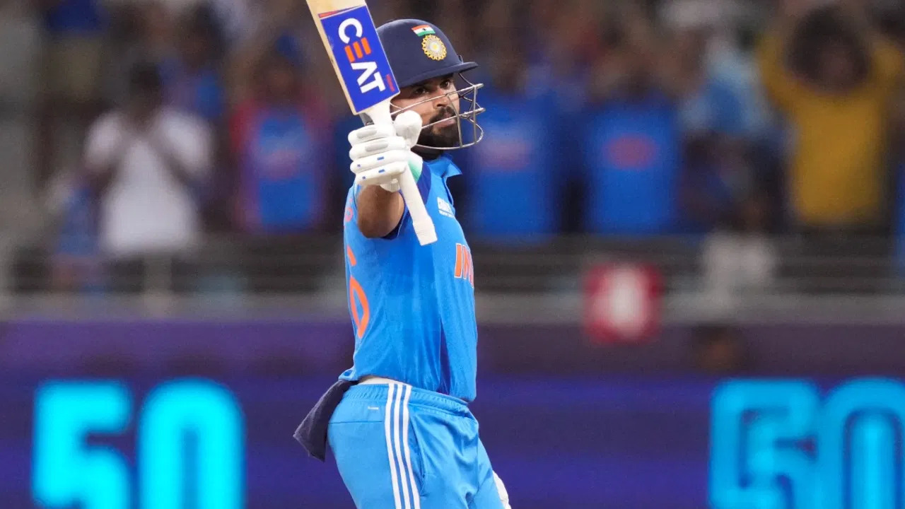 आकाश चोपड़ा ने एशिया कप में श्रेयस अय्यर को नहीं चुने जाने के बाद कहा - ‘क्या वह 5 रिजर्व जगह का भी हकदार नहीं’ 