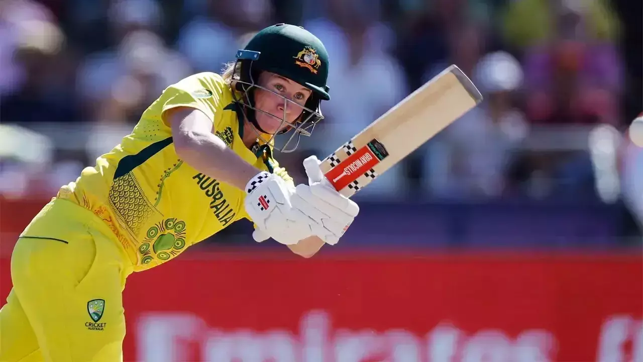 तीसरे वनडे में बेथ मूनी ने तेजतर्रार शतक ठोका, ऑस्ट्रेलिया ने भारत को 413 रनों का लक्ष्य दिया 