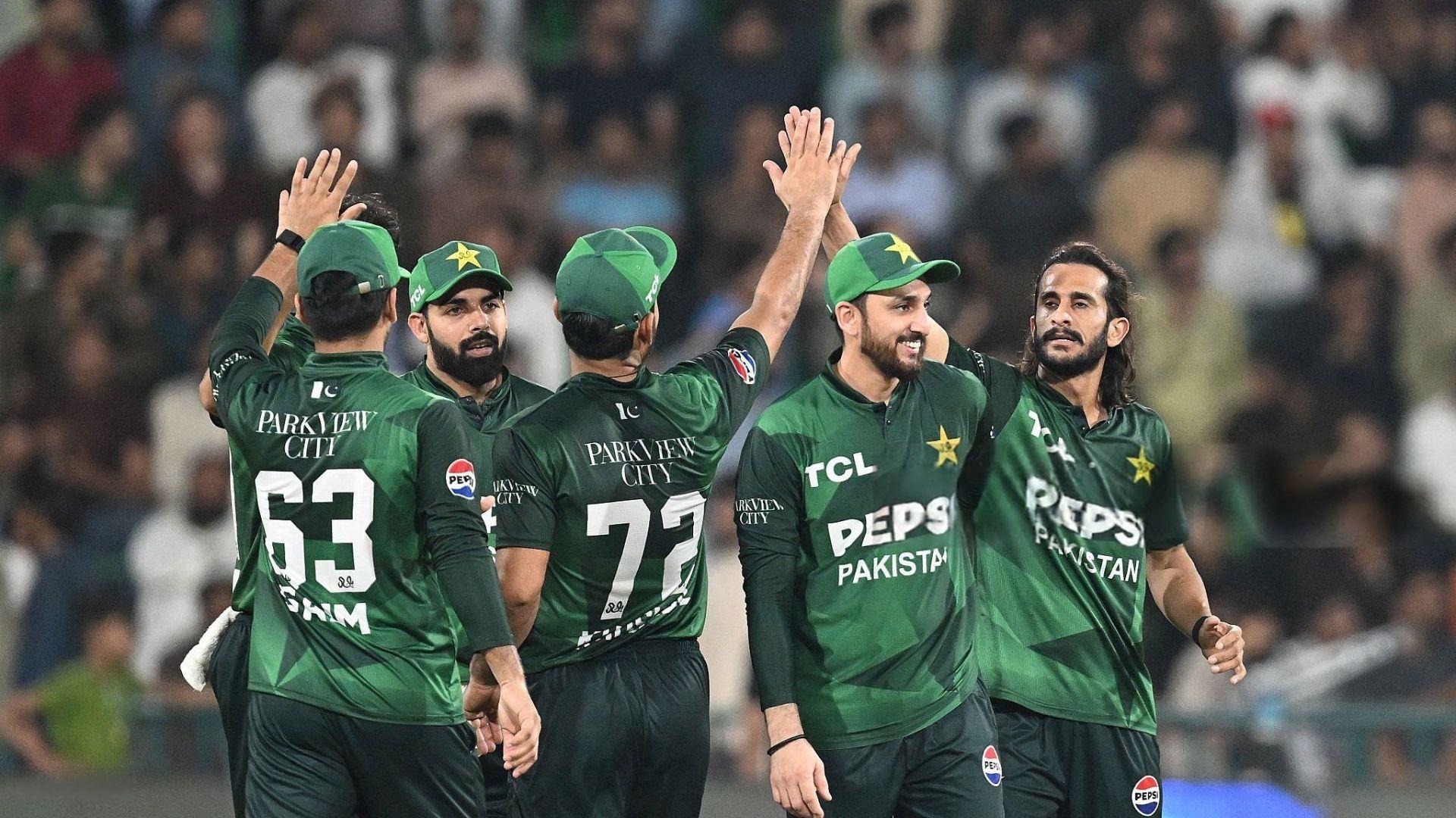 पाकिस्तान बनाम यूएई ड्रीम 11 भविष्यवाणी, मैच 10, फैंटेसी क्रिकेट टिप्स, प्लेइंग 11, चोट अपडेट और एशिया कप 2025 की पिच रिपोर्ट