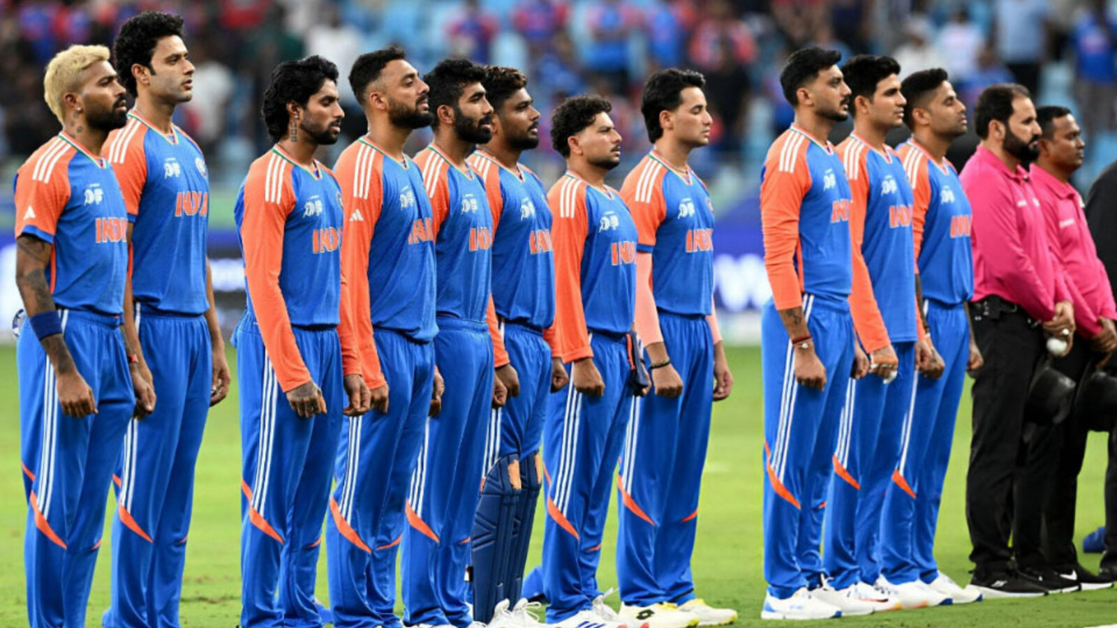 Asia Cup 2025: भारत-पाकिस्तान मैच में भारतीय खिलाड़ी काली पट्टी बांधकर खेलने उतरेंगे, यहां बड़ी वजह जानें