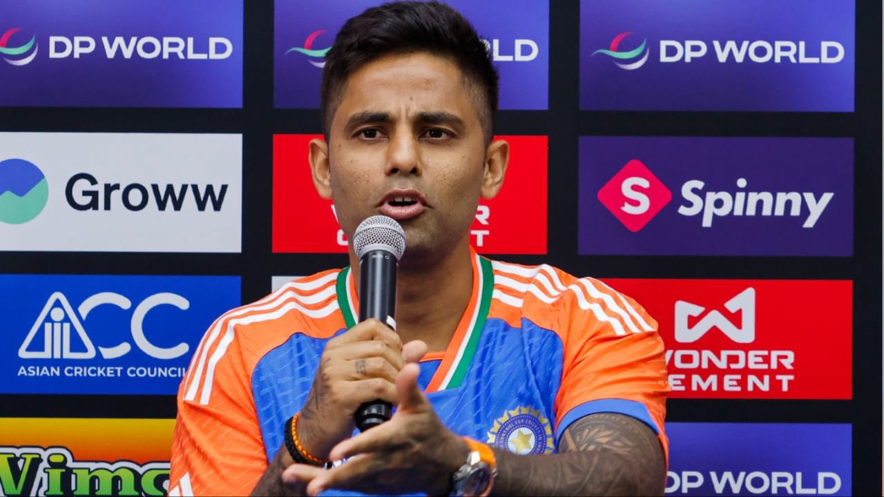 Asia Cup 2025 Final: सूर्यकुमार ने ट्रॉफी विवाद पर तोड़ी चुप्पी