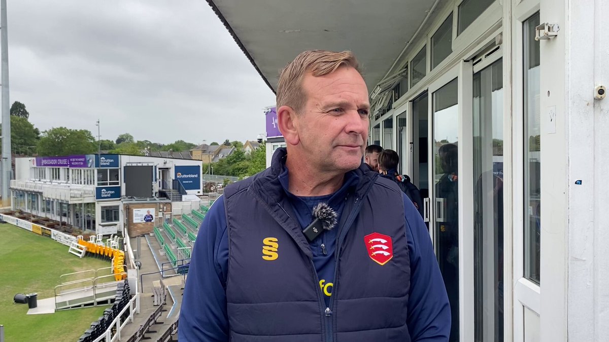 एंडी टेनेंट ने एसेक्स महिला टीम के मुख्य कोच पद से इस्तीफा दिया