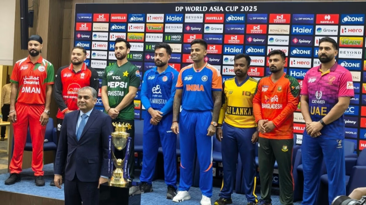 एसीसी ने कैप्टन्स डे पर एशिया कप 2025 ट्रॉफी का अनावरण किया